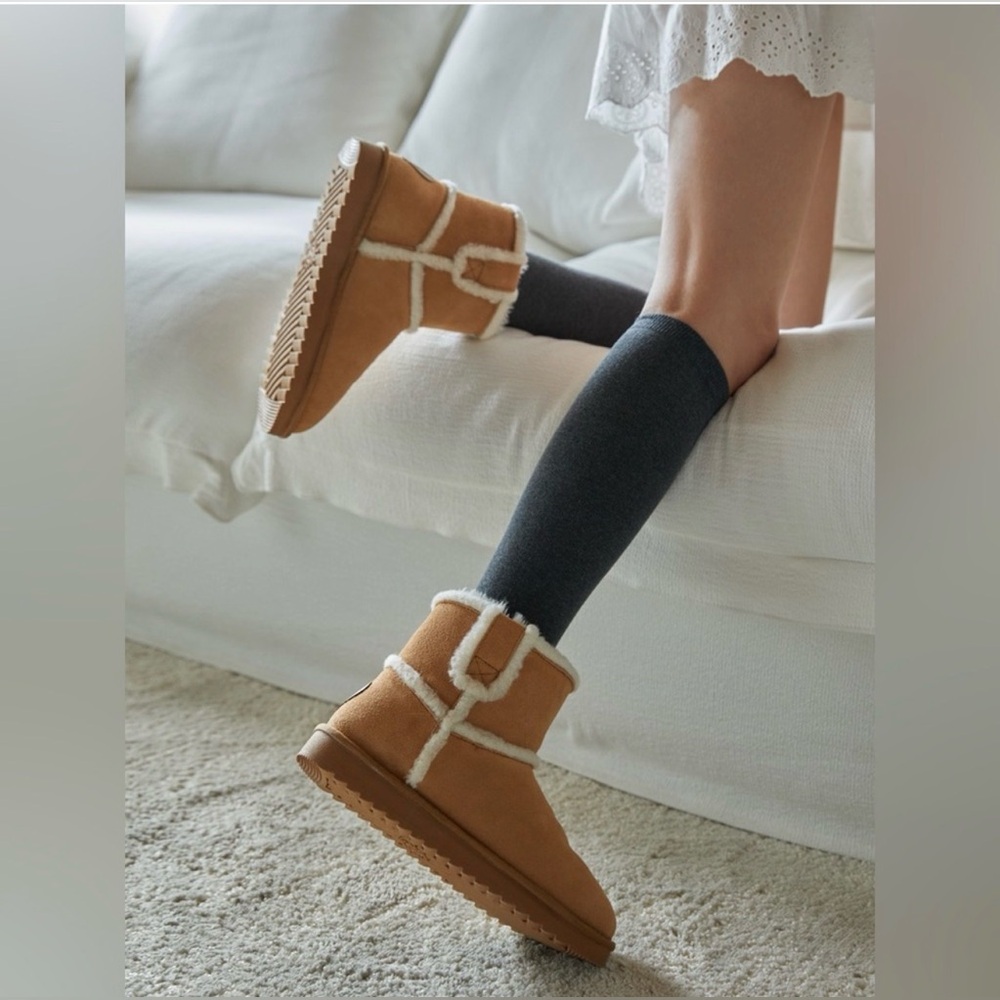 UGG AUS Classic Mini Spill Seam Shearling Booties Suede Cozy Winter Fur Boots